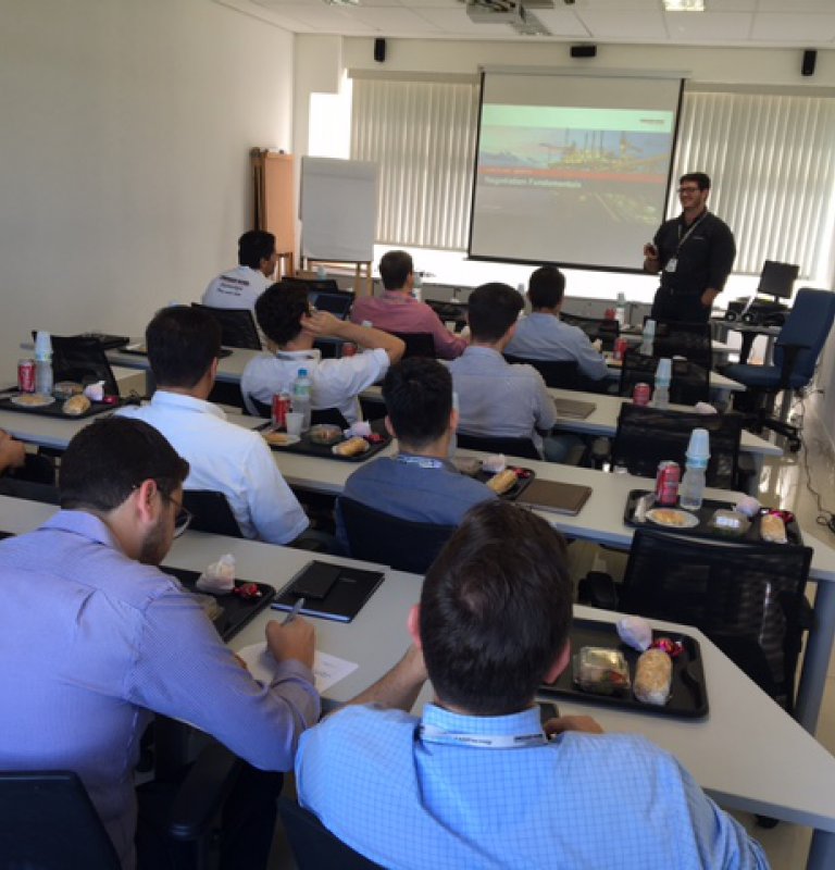 TREINAMENTO E CONSULTORIA
